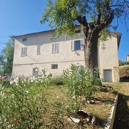 Large Country House In Le Marche Montadamo