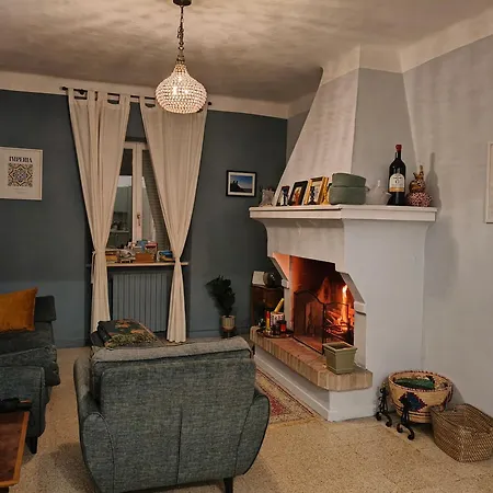 Large Country House In Le Marche Holiday home Montadamo